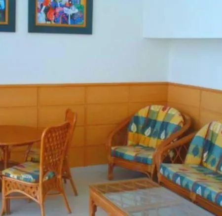 Azul Hotel 2*