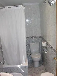 Azul Otel 2*